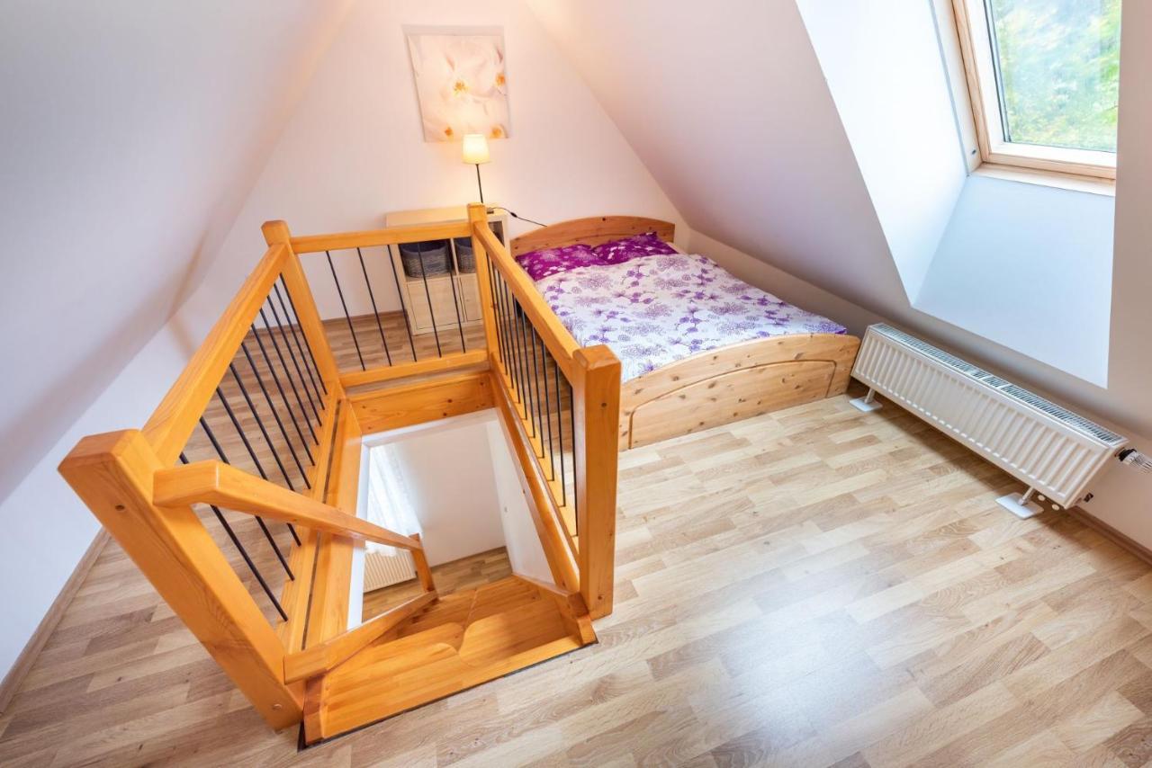 Apartmány Pod Křížovým vrchem Adršpach Exterior foto